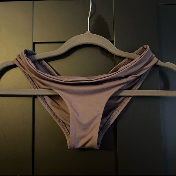 LSPACE Bikini SET! - Picture 3 of 8